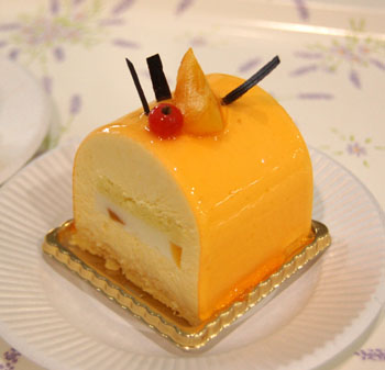 杏のケーキ.JPG
